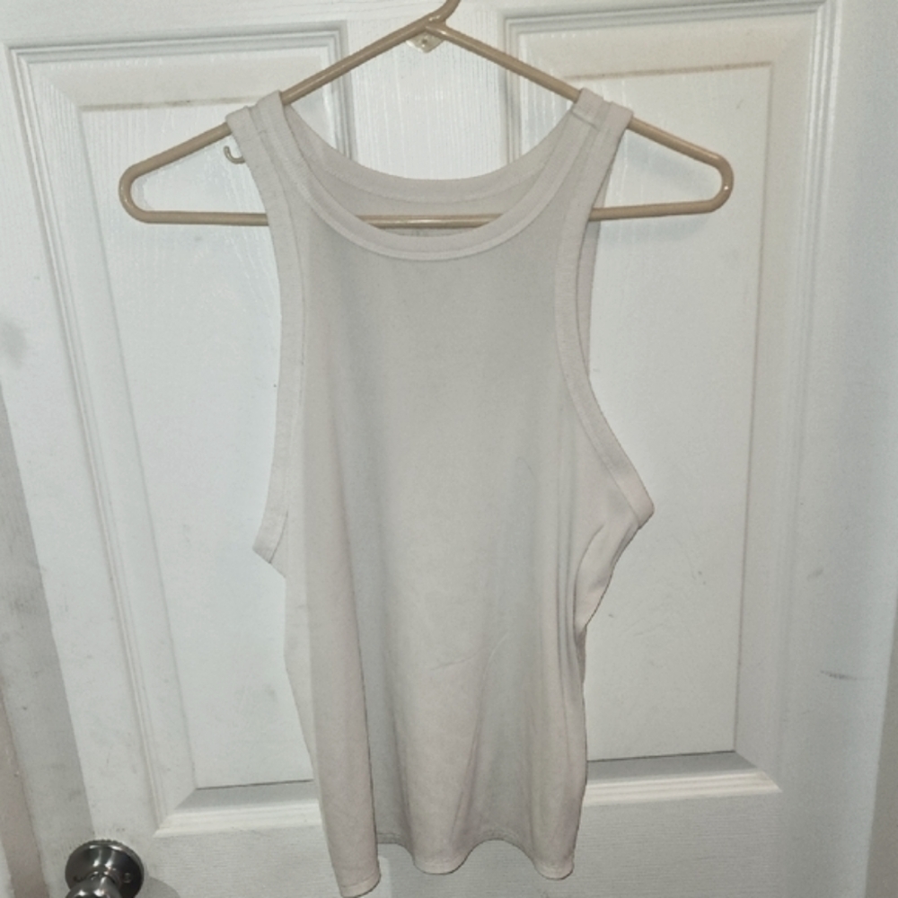 Women's White Sleeveless Top